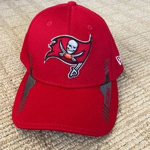 Tampa bay buccaneers hat / ball cap